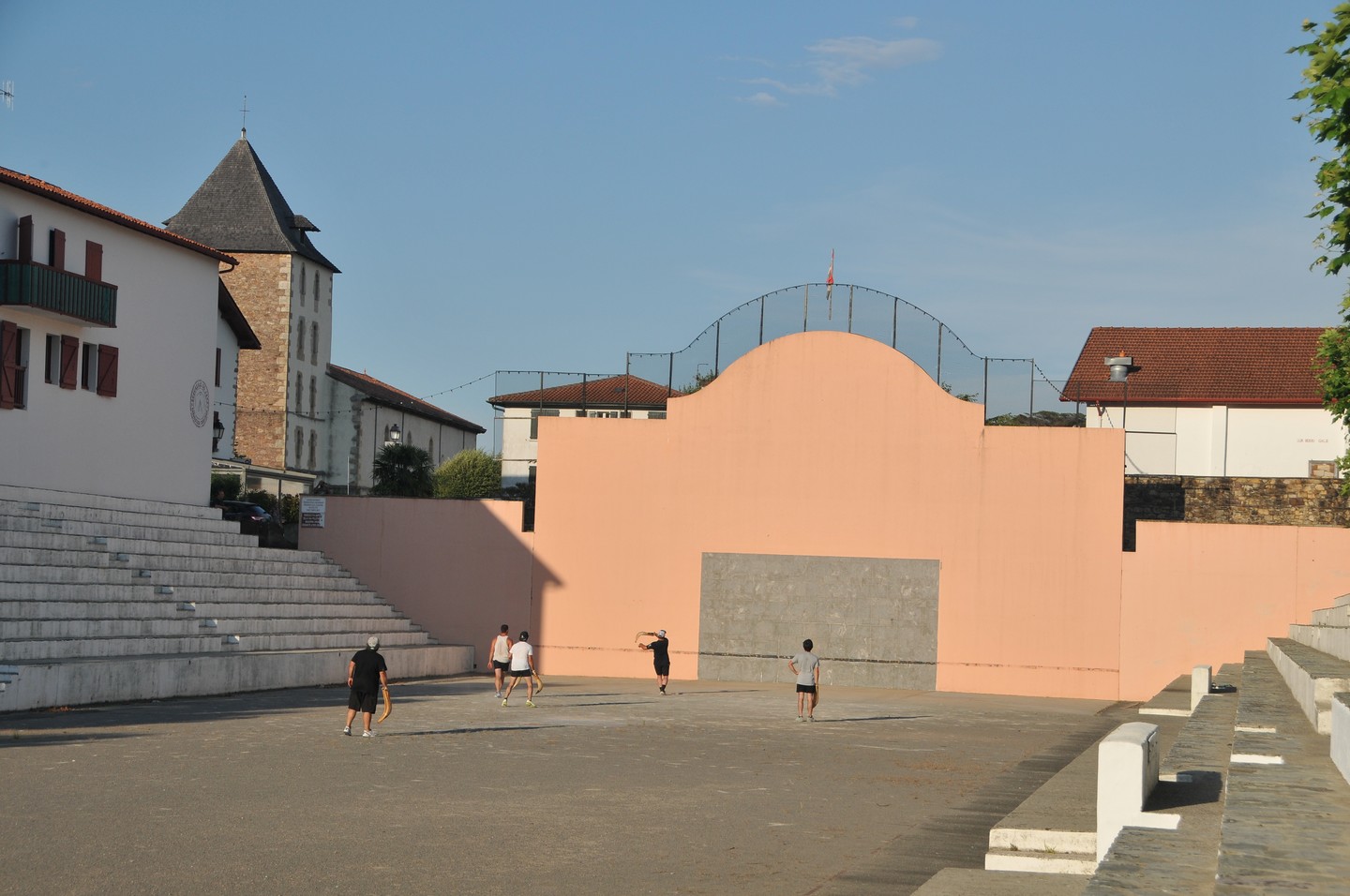 Autour de Sare